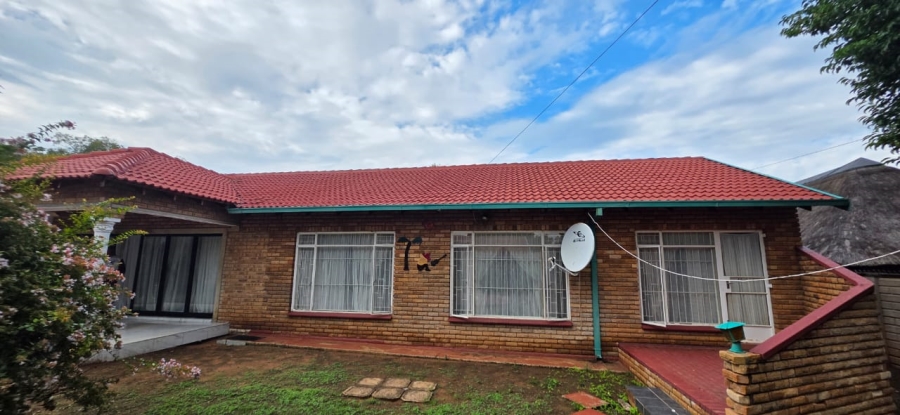 3 Bedroom Property for Sale in La Hoff North West